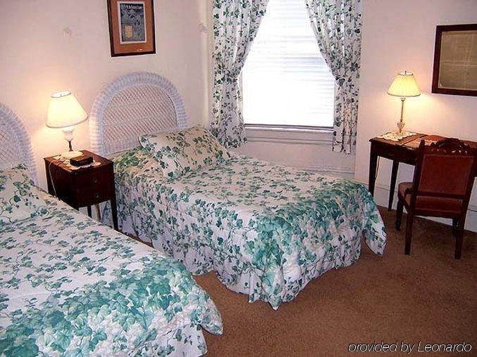 Kalorama Guest House Washington Room photo